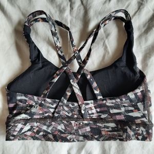 Lululemon sports bra